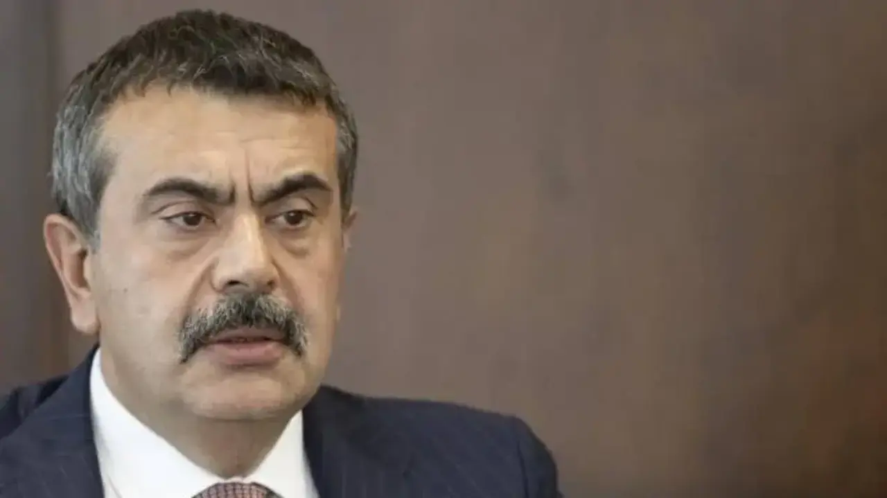 SON DAKİKA: Milyonlarca Öğrenci ve Veli Şokta! Ara Tatiller Kalkıyor mu? Bakan Tekin'den Açıklama!