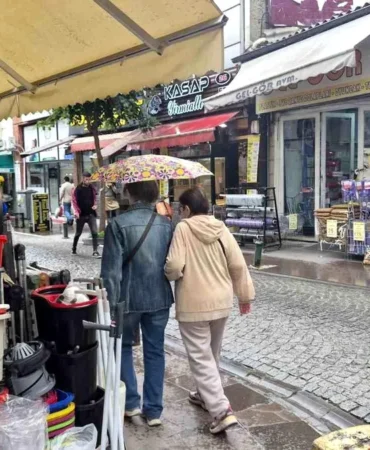 Eskişehir'de Aniden Bastıran Yağmur Vatandaşa Neler Yaşattı? 5 Eskişehir'de Aniden Bastıran Yağmur Vatandaşa Neler Yaşattı?