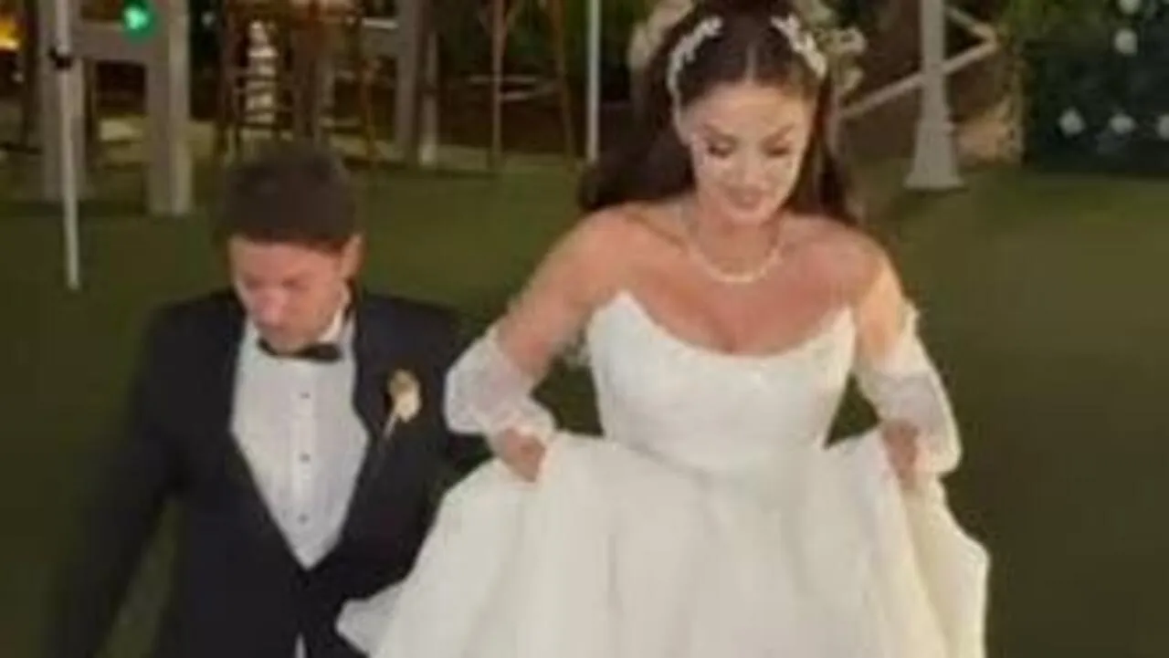 Tolga Güleç ve Öykü Cengiz Dünyaevine Girdi: Görkemli Nikahtan İlk Kareler! 1 Tolga Güleç ve Öykü Cengiz Dünyaevine Girdi