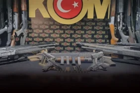 Izmir8217de-dev-silah-operasyonu-Baskin-yapilan-evden-cephanelik-cikti-featured